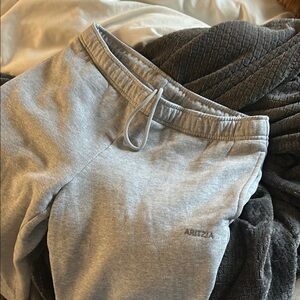 Aritzia heather chrome Gray cozy fleece mega straight sweatpants
